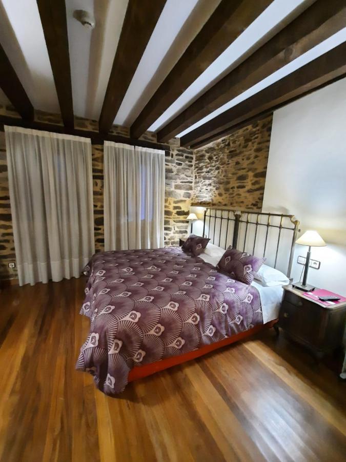Maison d'hôtes La Hoja De Roble à Puebla de Sanabria Extérieur photo